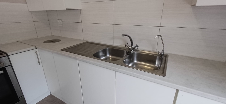 To Let 3 Bedroom Property for Rent in Eureka Free State